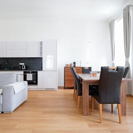 The Dante Prague - Family And Friends Apartments Exterior photo