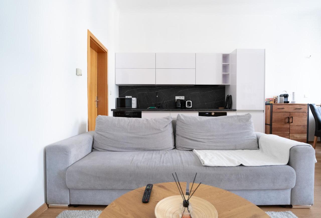 The Dante Prague - Family And Friends Apartments Exterior photo
